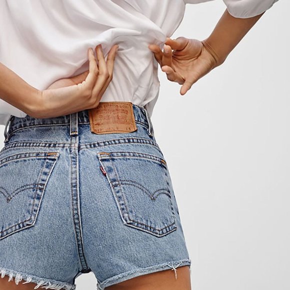 Levi's Pants - Vintage LEVI's Comfort Fit 560 High Rise Shorts